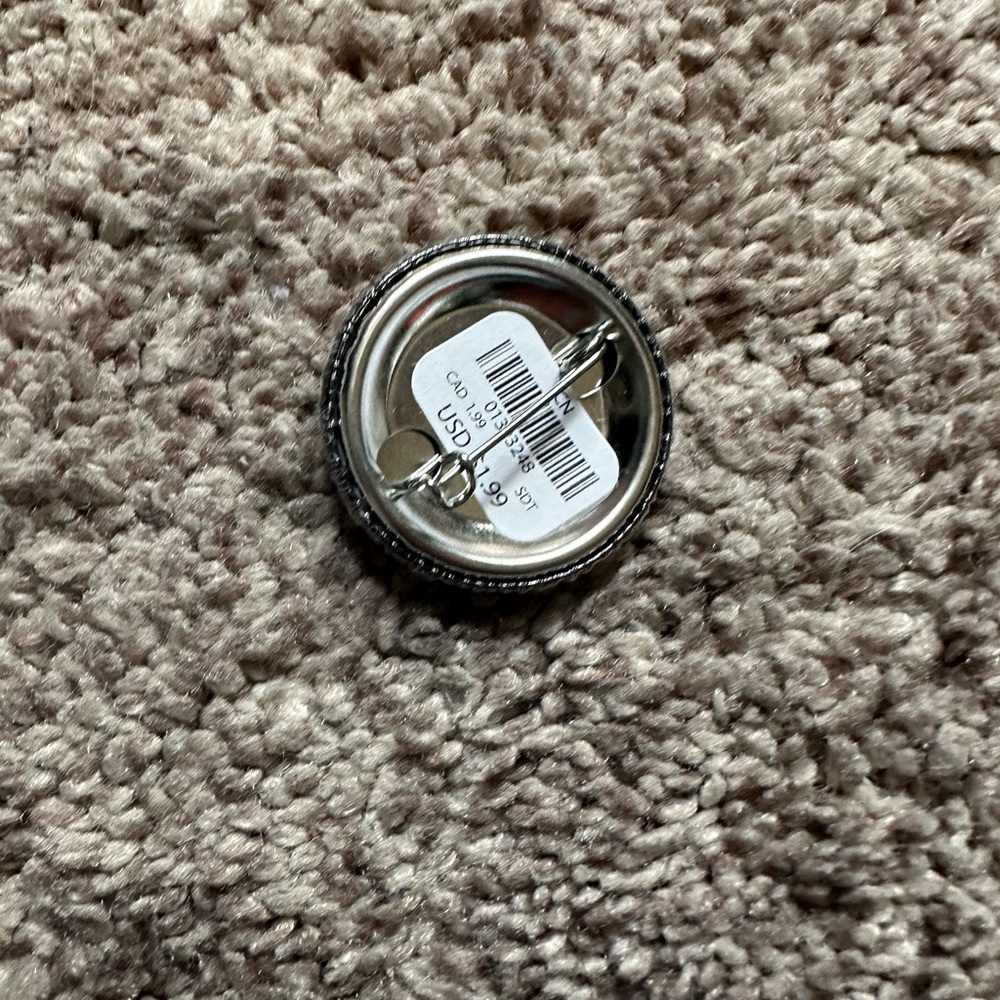 Horror Pin Set - Picture 5 of 7